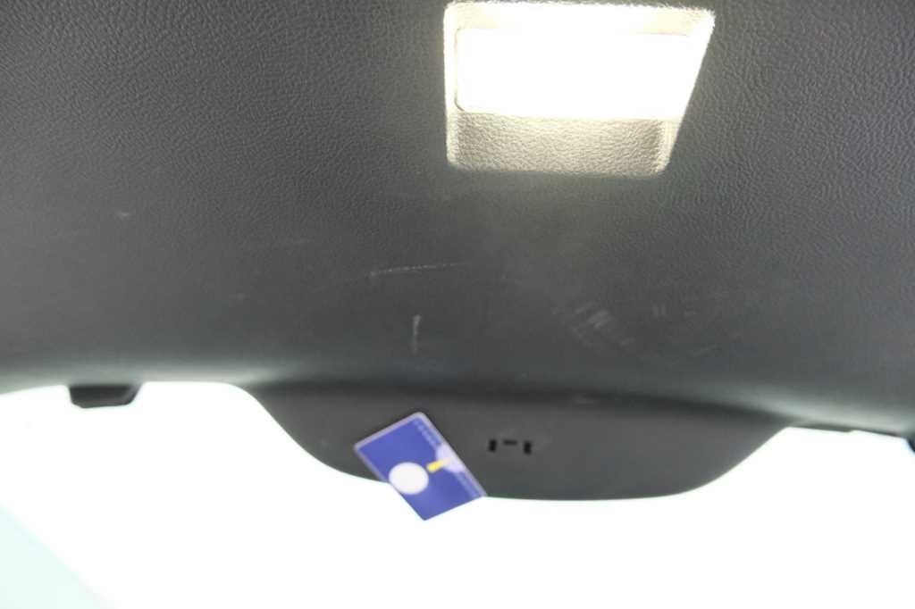 Ford Galaxy 2017 photo 24