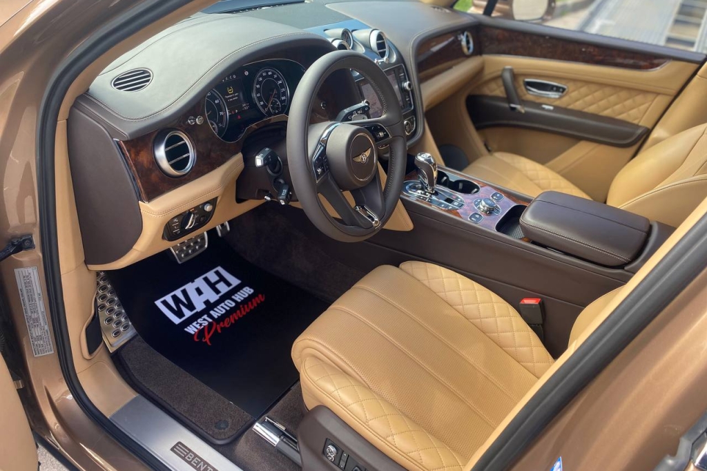 Bentley Bentayga 2017 фото 9