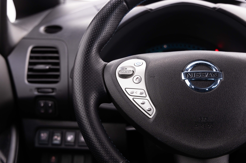 Nissan Leaf 2013 photo 16