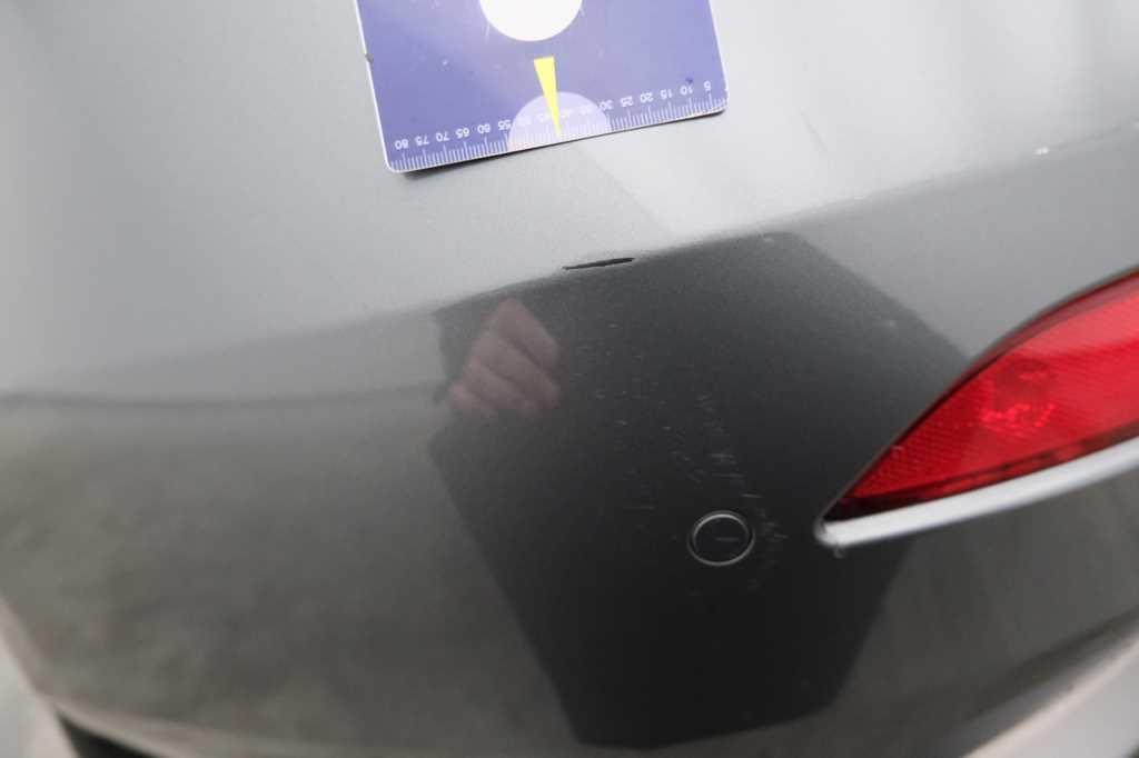 Volvo V40 2017 фото 11