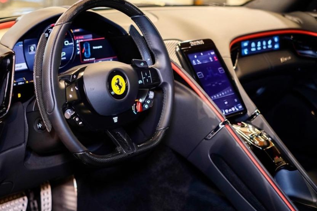 Ferrari Roma 2021 photo 2