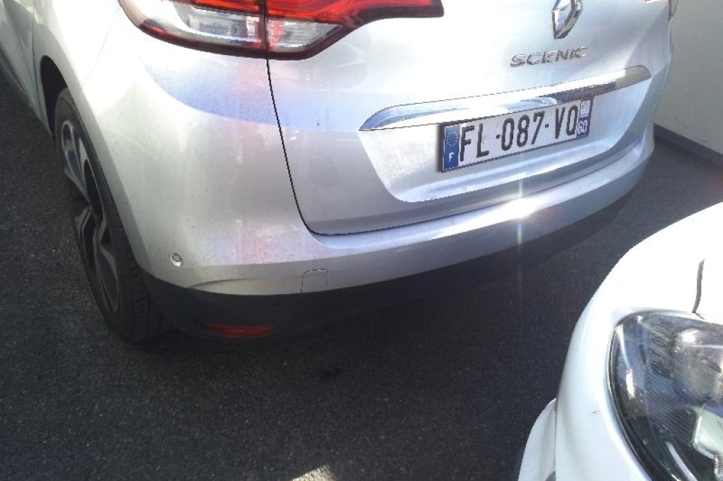 Renault Scenic 2019 фото 15