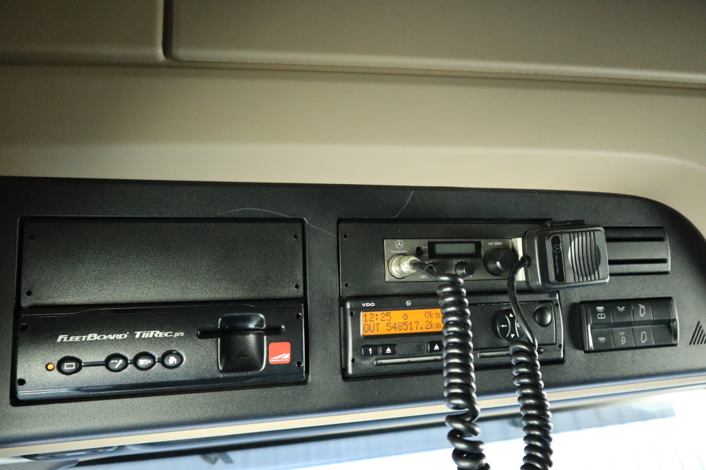 Mercedes-Benz Actros 2651 2015 photo 10