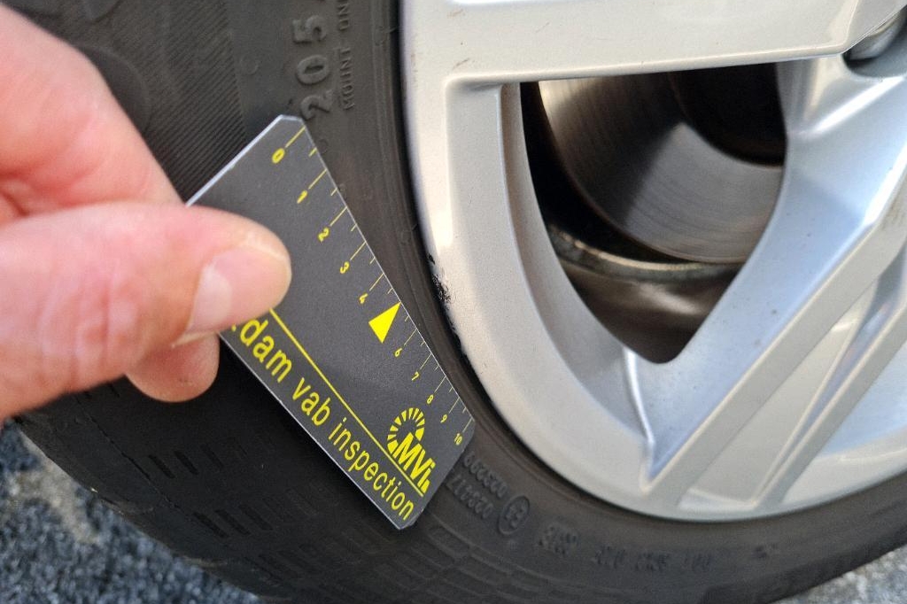 Audi A4 Avant 2017 photo 13