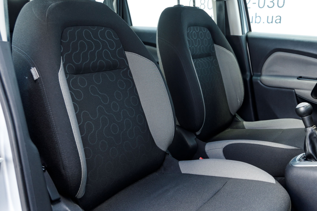 Citroen C3 Picasso 2009 photo 17