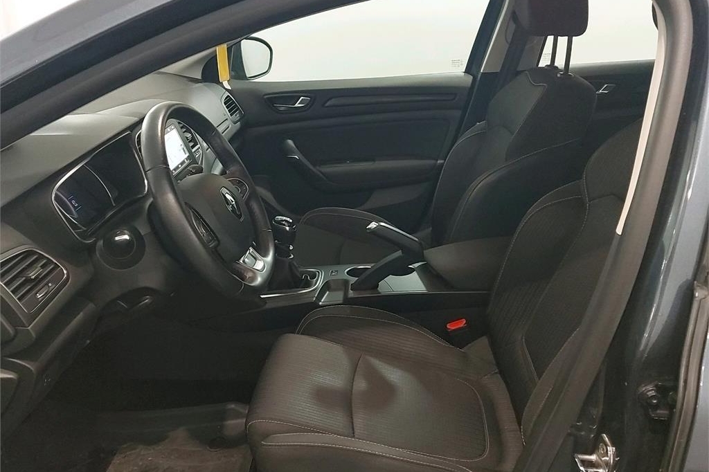 Renault Megane 2018 photo 3