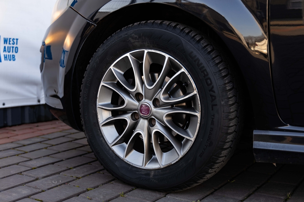 Fiat Punto Evo 2011 фото 1