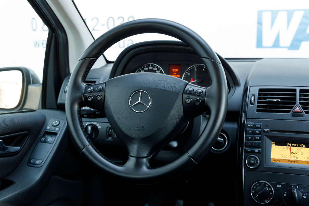 Mercedes-Benz A 150 2008 photo 12