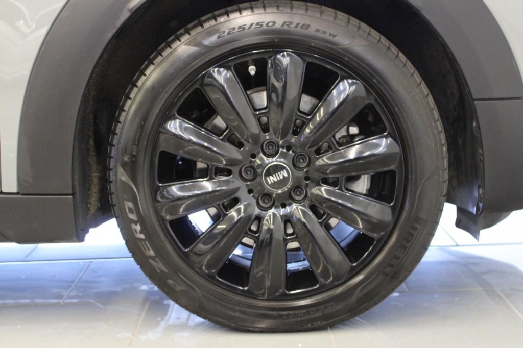 MINI Countryman 2019 photo 7