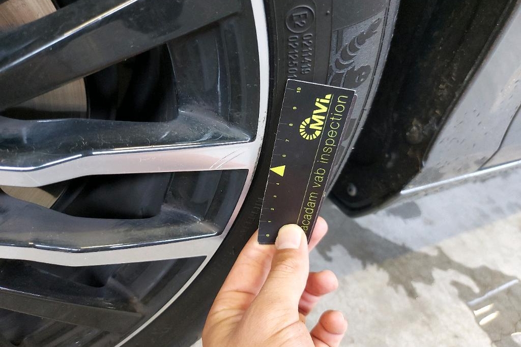 Volvo V40 2016 photo 37