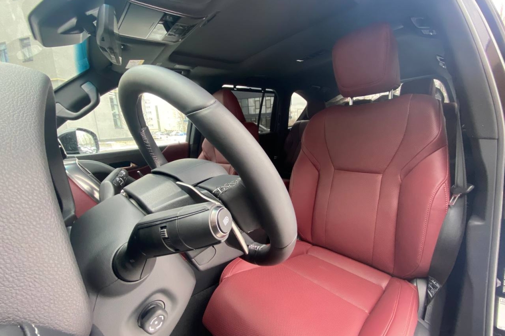 Lexus LX 500d 2022 photo 11