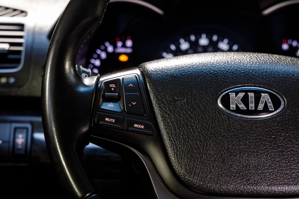 Kia Sorento LX фото 12