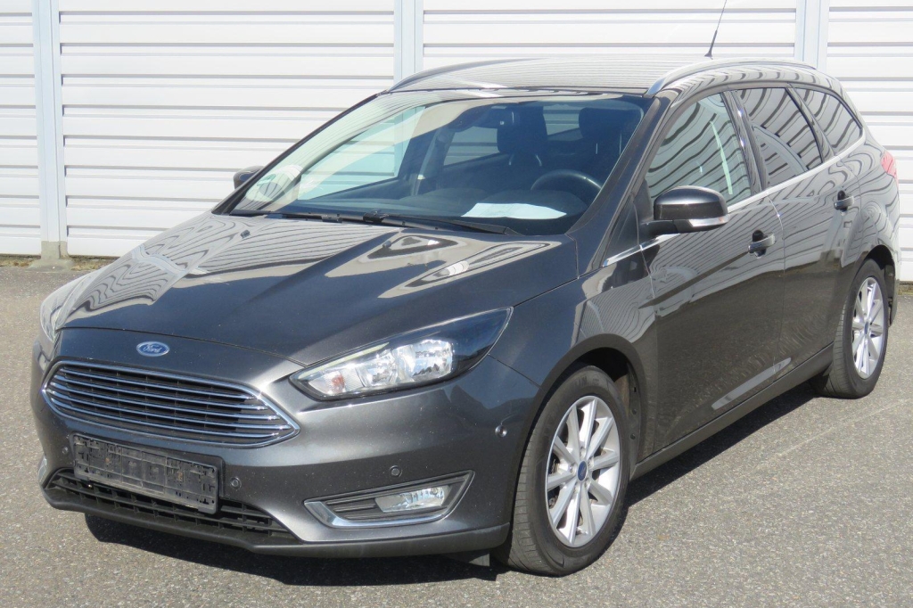 Ford Focus Turnier 2016 фото 9