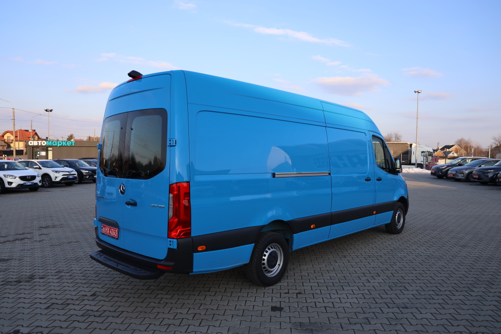 Mercedes-Benz Sprinter 2023 фото 40