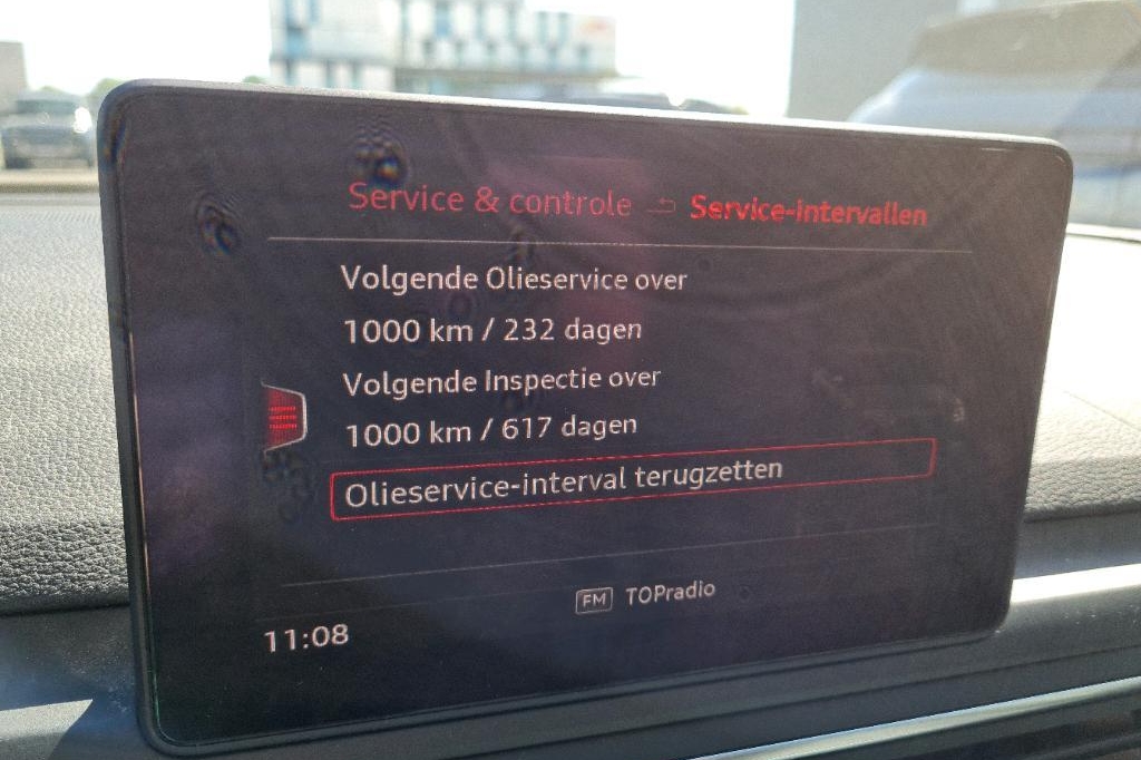 Audi A4 Avant 2016 фото 15