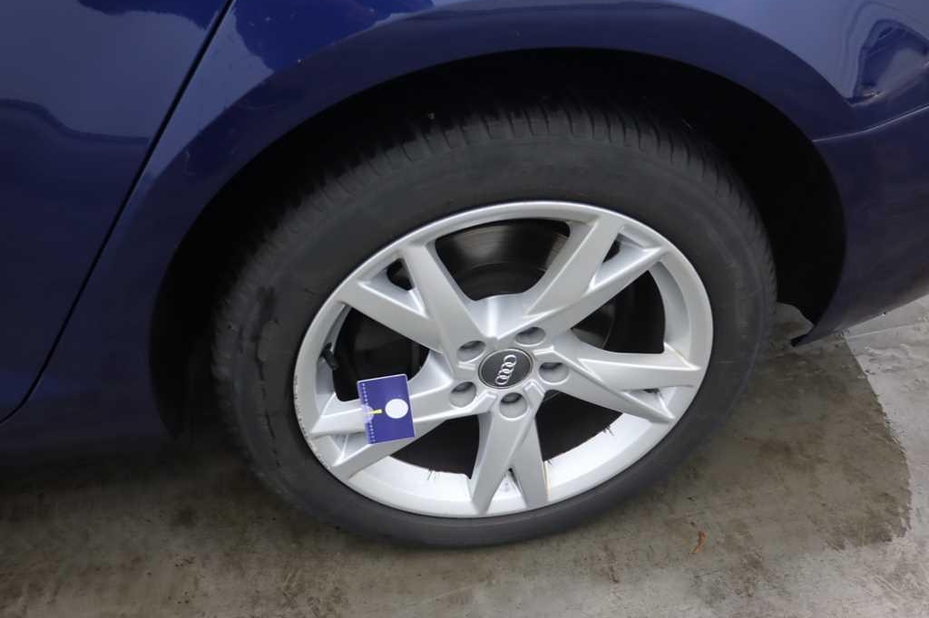 Audi A4 Avant 2016 фото 22