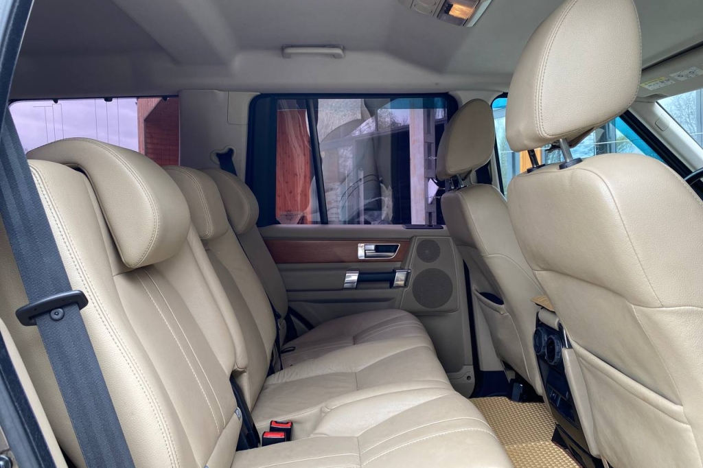 Land Rover Discovery 2012 фото 12