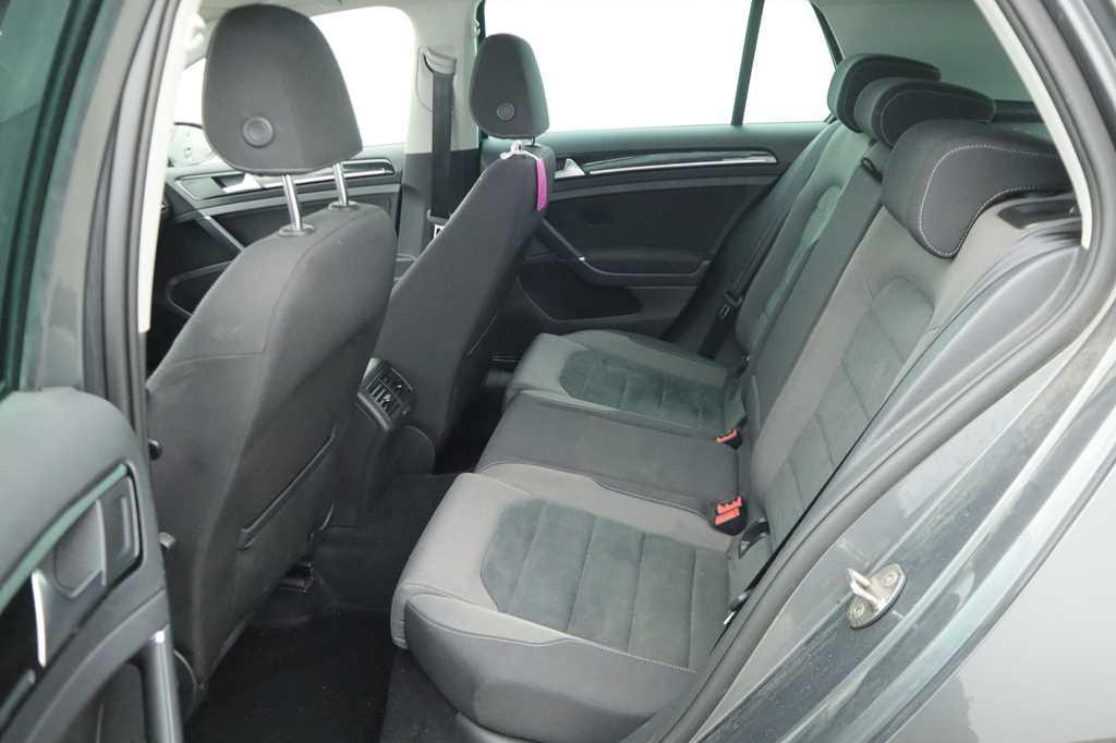 Volkswagen Golf 2018 photo 6