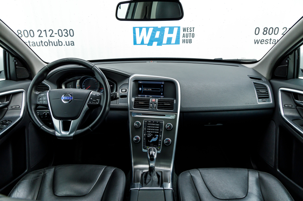 Volvo XC60 2015 photo 18
