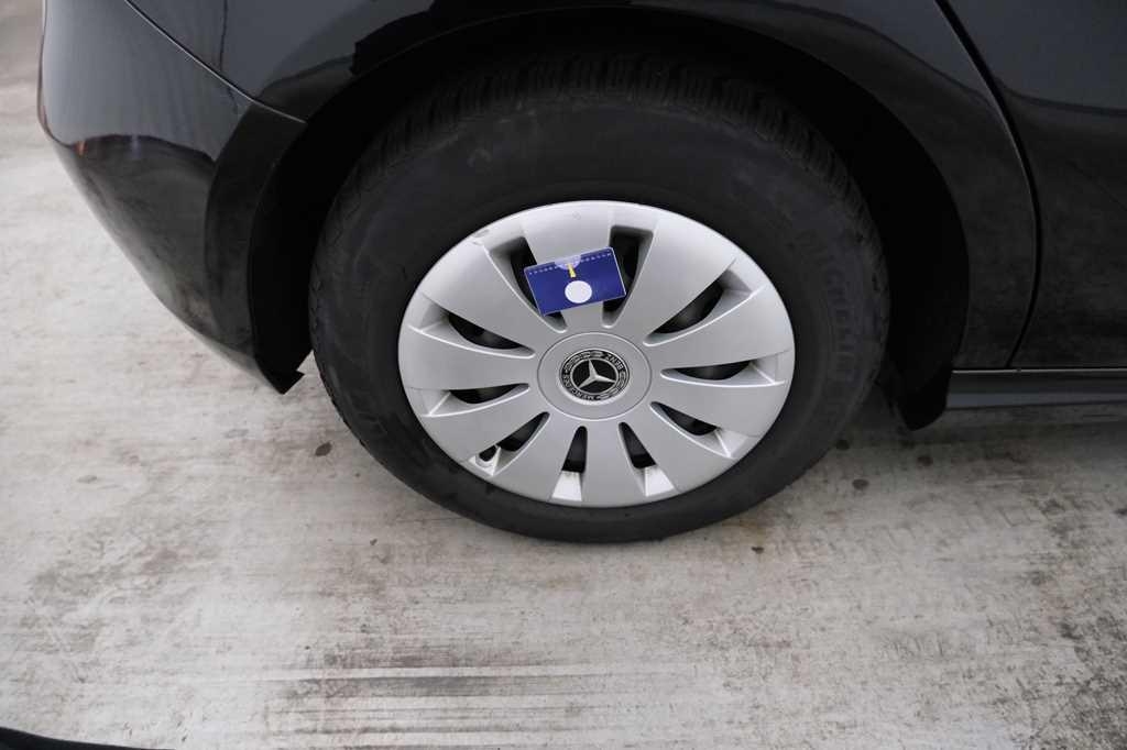 Mercedes-Benz A-Klasse 2017 photo 29