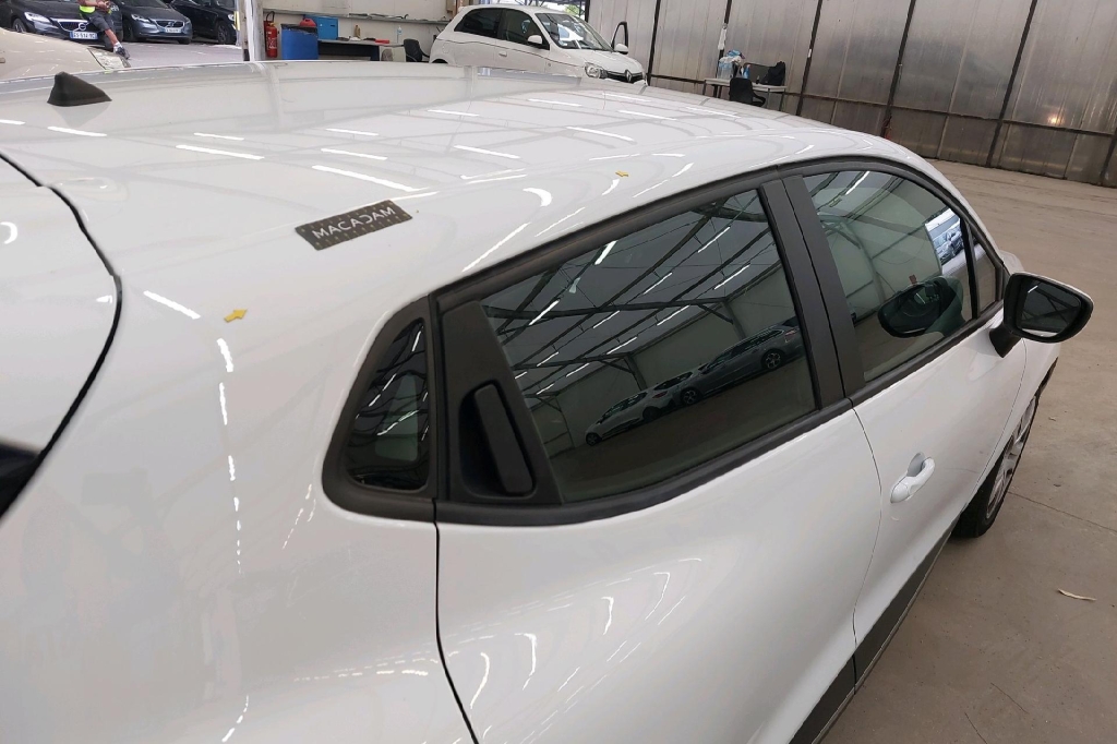 Renault Clio 2016 фото 14