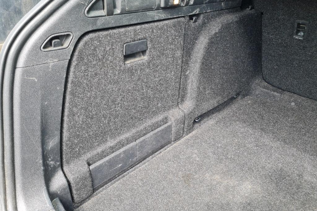 Skoda Superb Combi 2017 photo 20