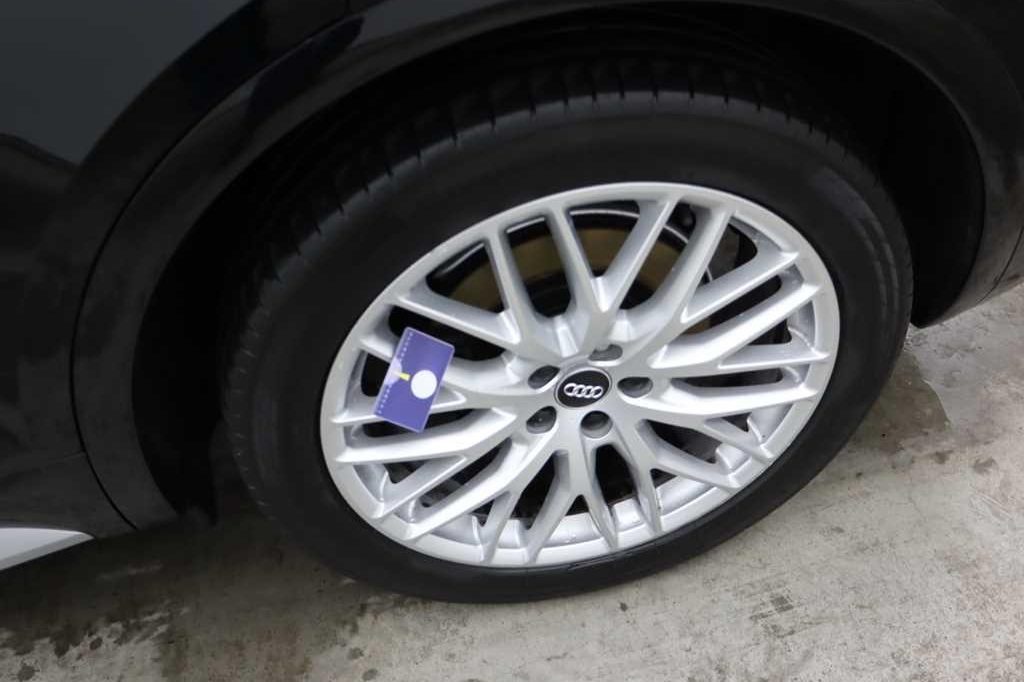 Audi Q5 2017 photo 35