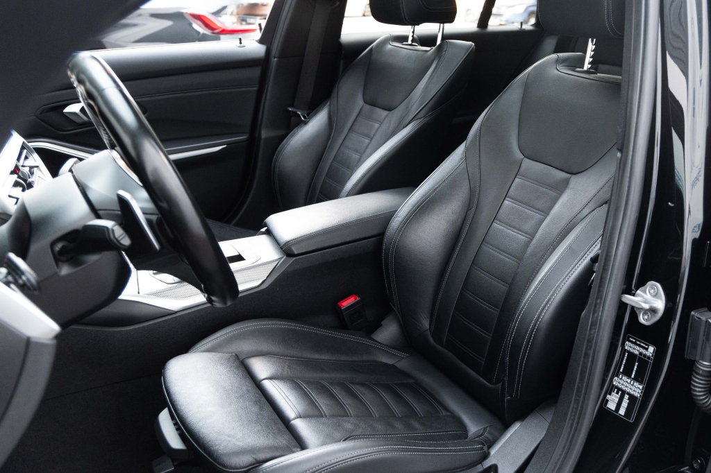 BMW 3 Series 320d 2019 фото 15