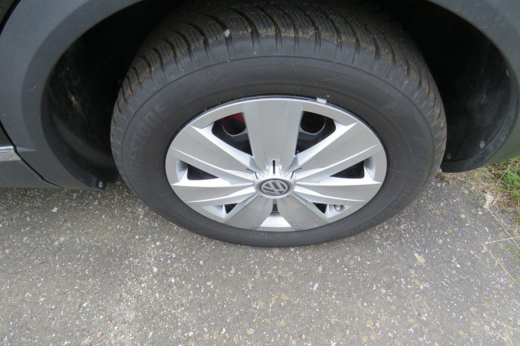 Volkswagen T-Roc 2019 photo 1