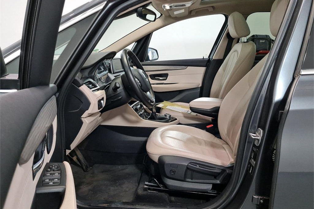 BMW 2er Gran Tourer 2016 photo 9