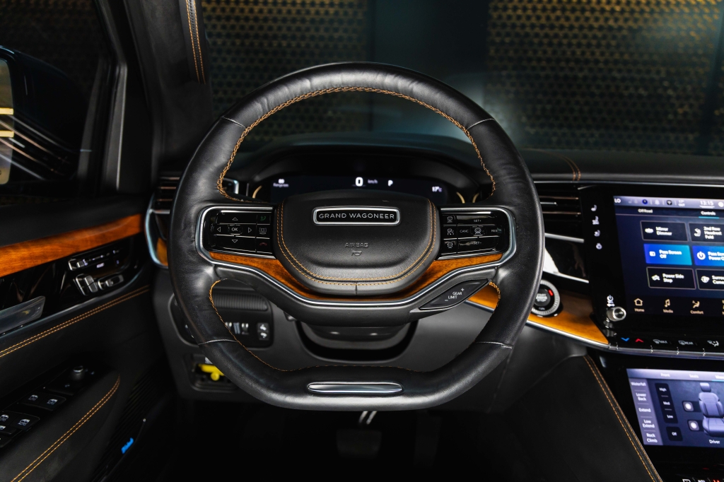 Jeep Grand Wagoneer 2022 фото 29