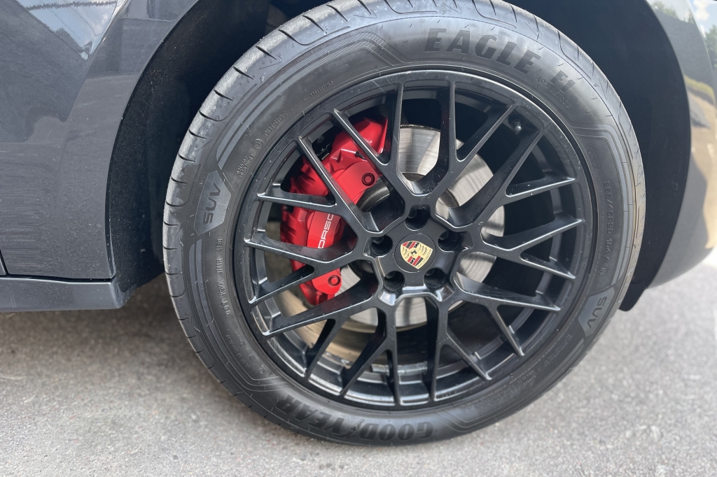 Porsche Macan GTS 2017 photo 13