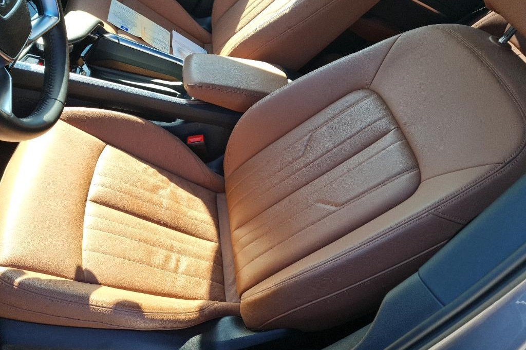 Audi e-tron 2019 фото 8