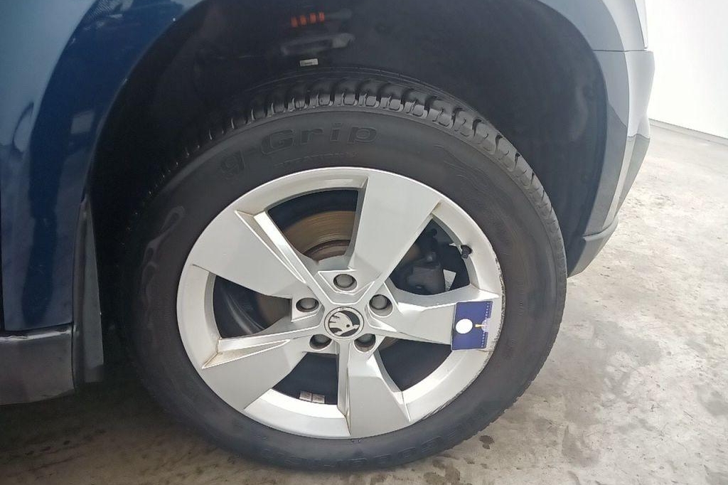 Skoda Yeti 2015 фото 22