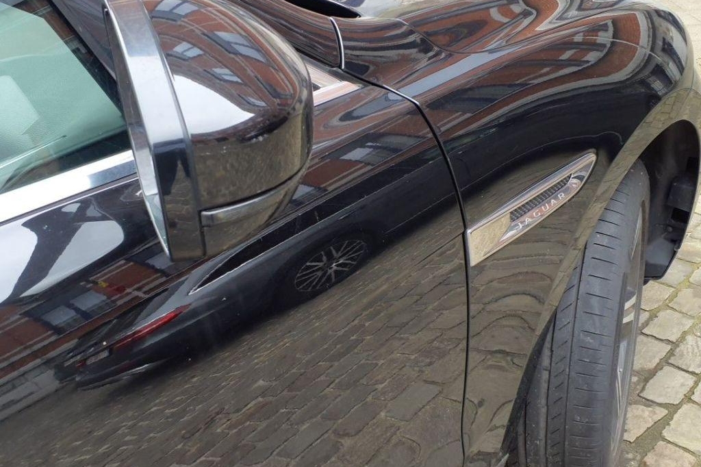 Jaguar F-Pace 2018 фото 12