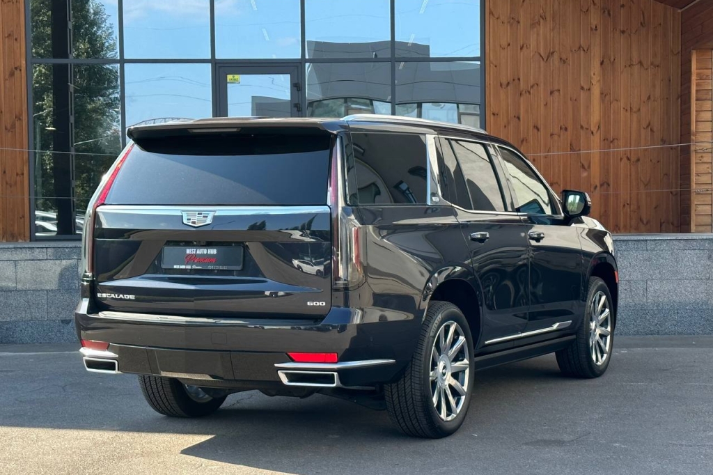 Cadillac Escalade PLATINUM 4WD 2022 фото 6