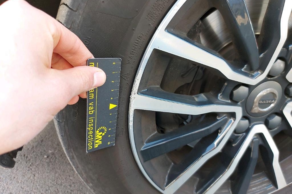 Volvo V40 2019 photo 20