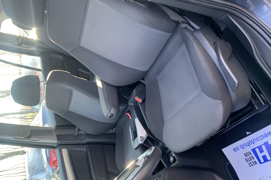 Opel Zafira photo 18