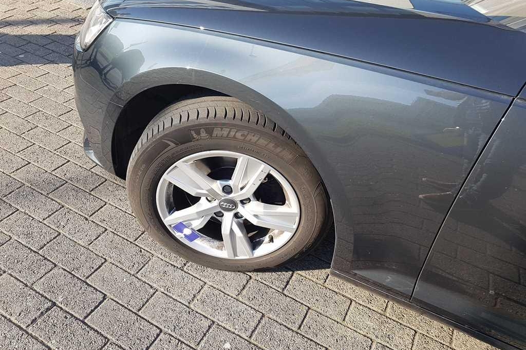 Audi A4 Avant 2017 photo 44