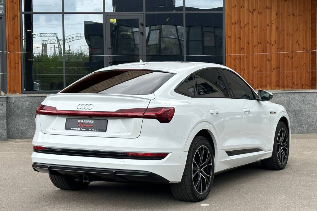 Audi e-tron Sportback 55 95kWh 2021 фото 5