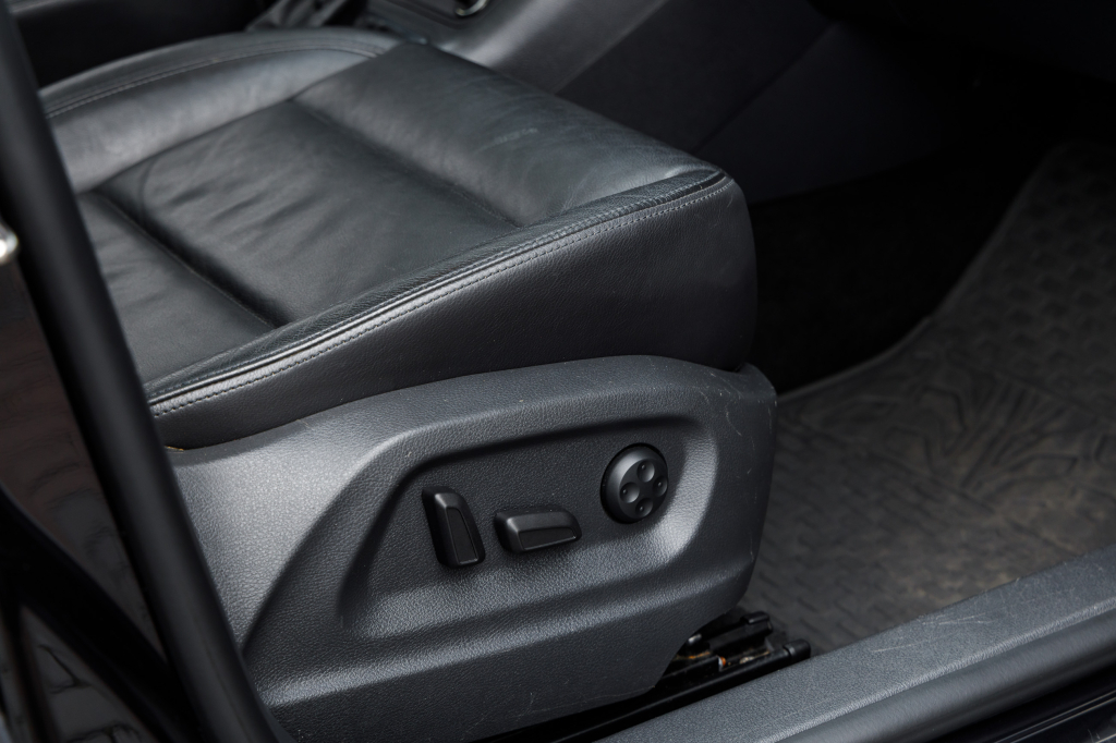 Volkswagen Tiguan S 2012 фото 17