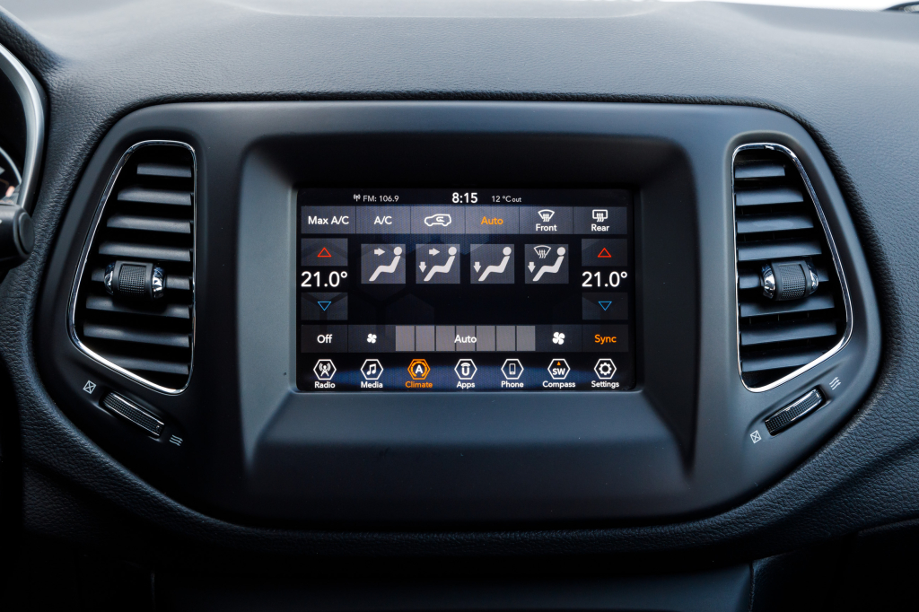 Jeep Compass 2018 photo 18