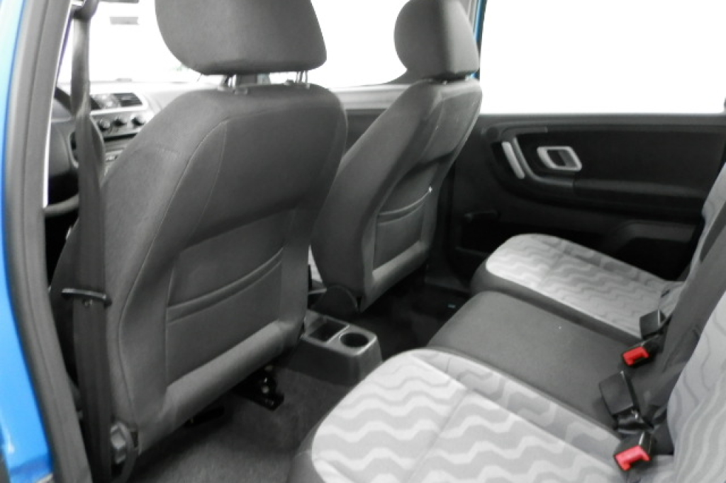 Skoda Roomster TDI 2008 photo 8