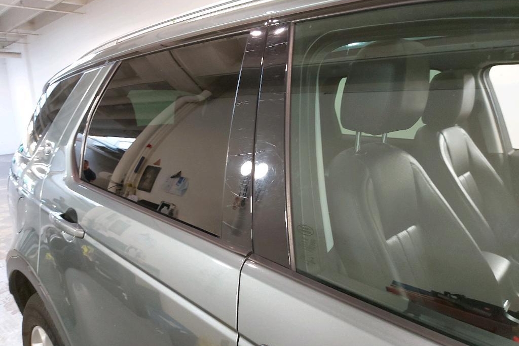 Land Rover Discovery Sport 2016 фото 21