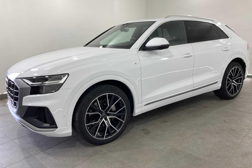 Audi Q8 2019 photo 5