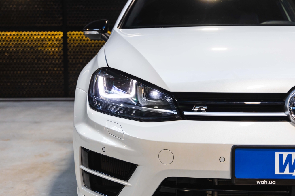Volkswagen Golf R 2017 photo 8