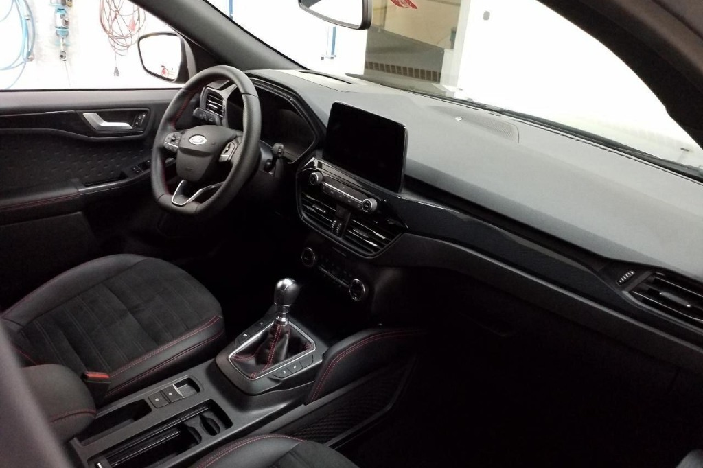 Ford Kuga 2020 фото 3