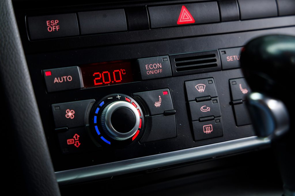 Audi A6 2008 фото 14