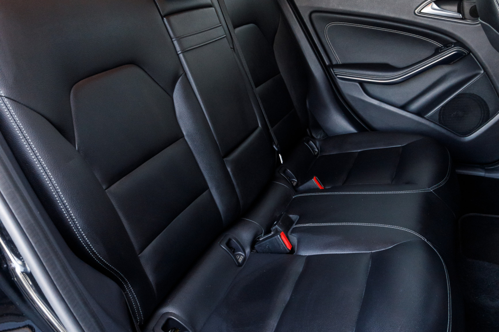 Mercedes-Benz GLA-Class 250 4Matic 2014 photo 17