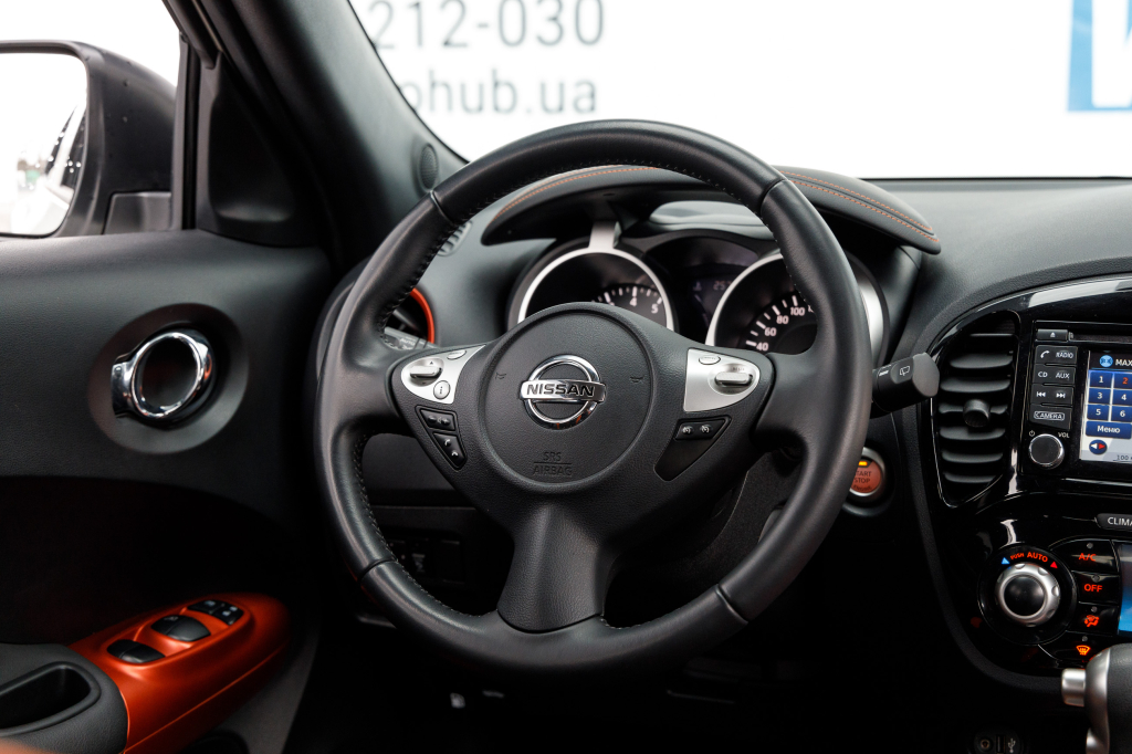 Nissan Juke N-Connecta 2019 фото 18